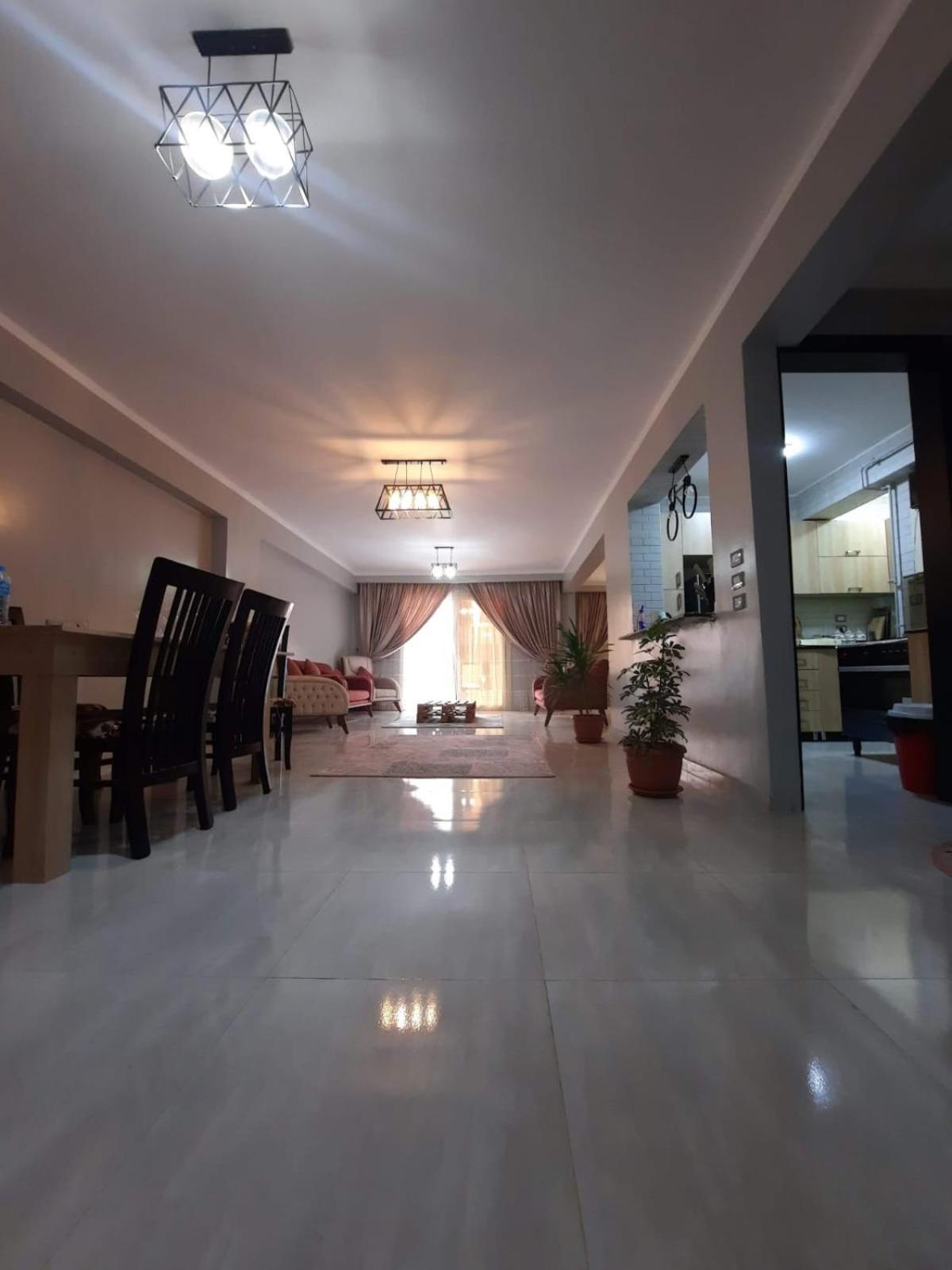 Homestay غرفة بمنزل هادئ مناسب للعائلة *